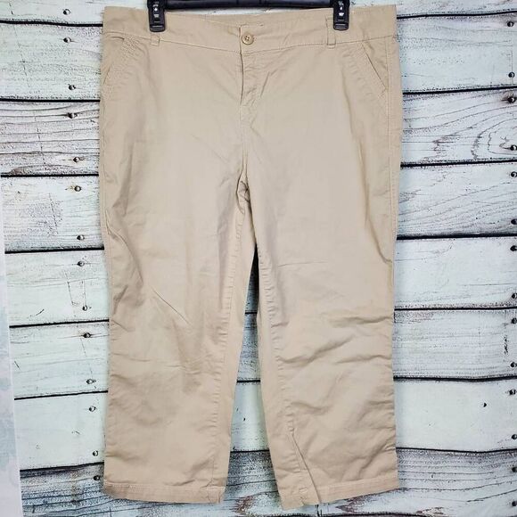 Maurices Khaki Cropped Pants Women’s Size 17/18 REG Stretch Cotton Twill - Picture 1 of 6